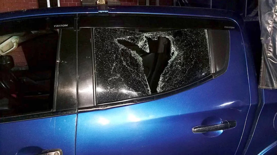 আড়াইহাজারে গ্রাম্য বিরোধে সংঘর্ষ, পুলিশের গাড়ি ভাঙচুরে আহত ১০